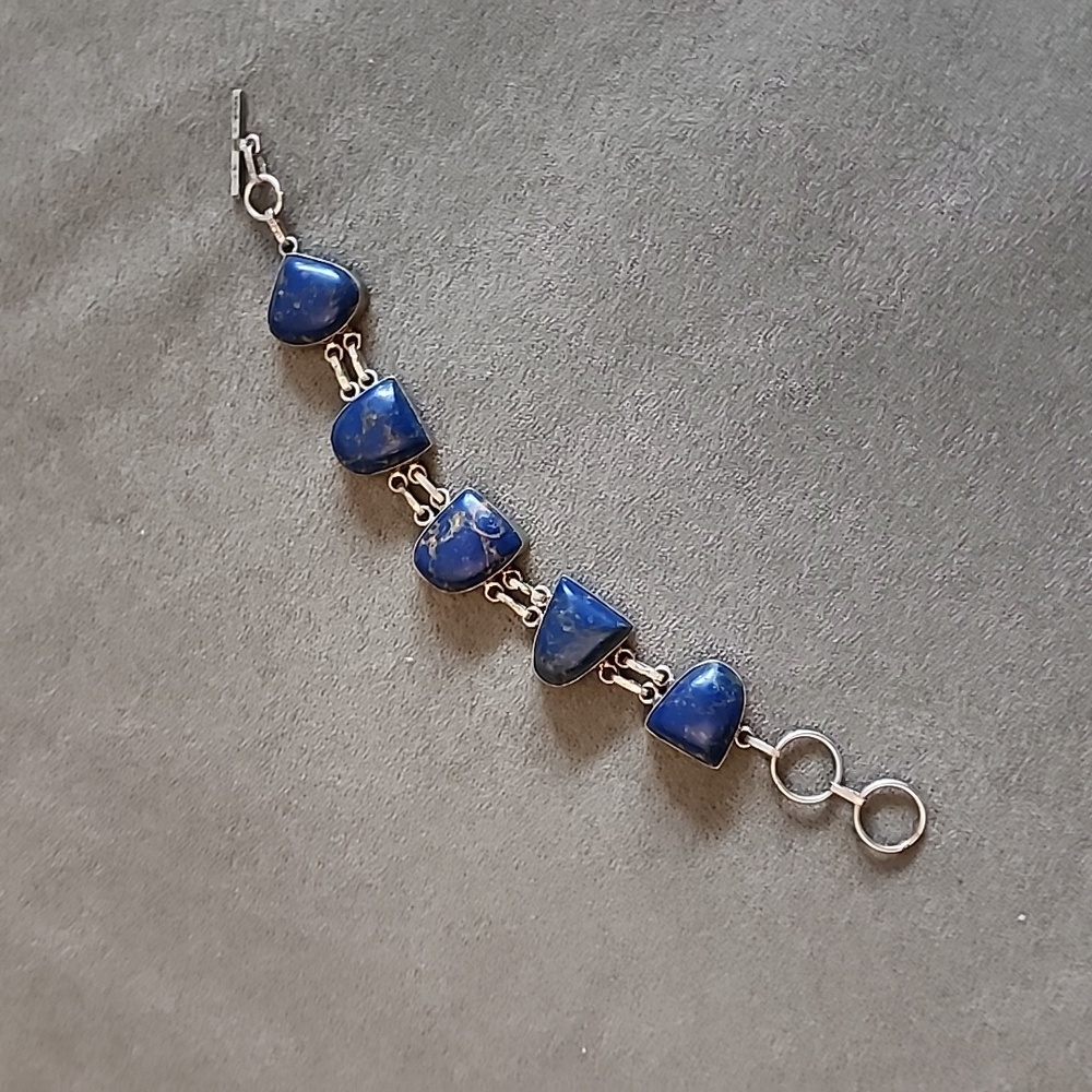 Custom made lapis lazuli bracelet set in 925  silver 7 1/4" with toggle clasp - Picture 3 of 4